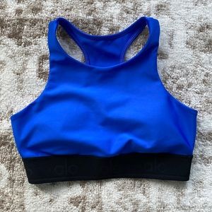 ALO YOGA Airlift Fitness Bra, Alo Blue/Black, size S